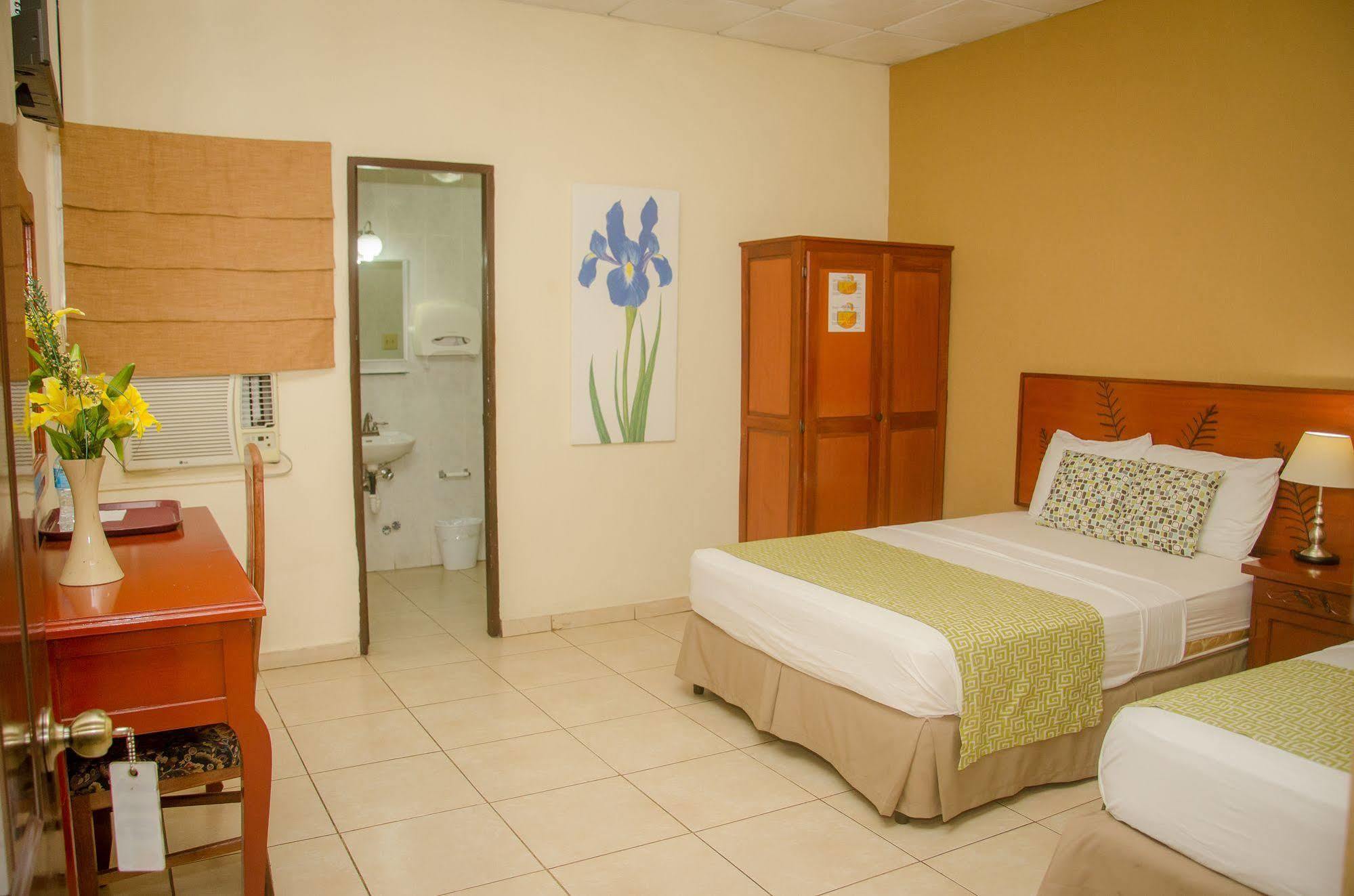 Hotel Residencial Cervantes David Kültér fotó
